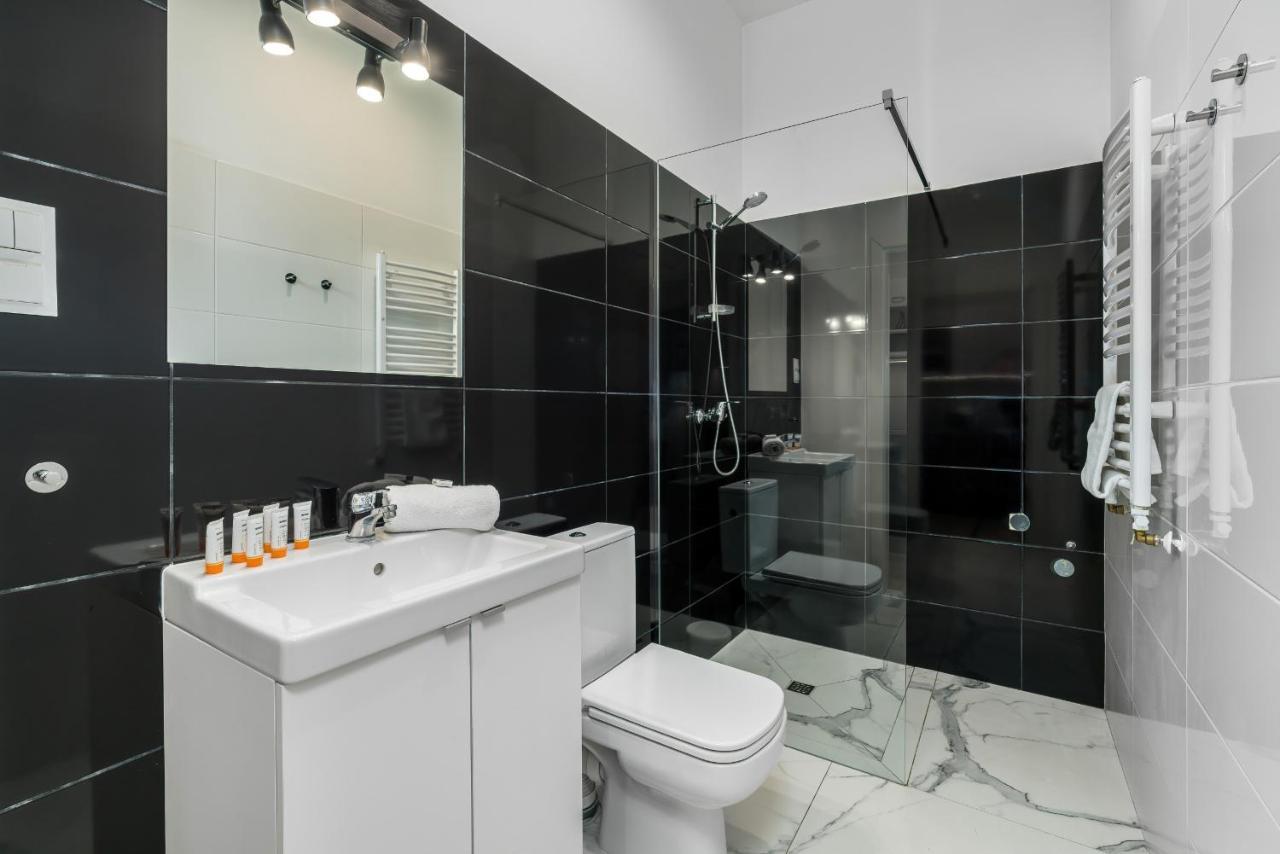 פוזנן Apartments City Center Saint Wojciech By Renters מראה חיצוני תמונה