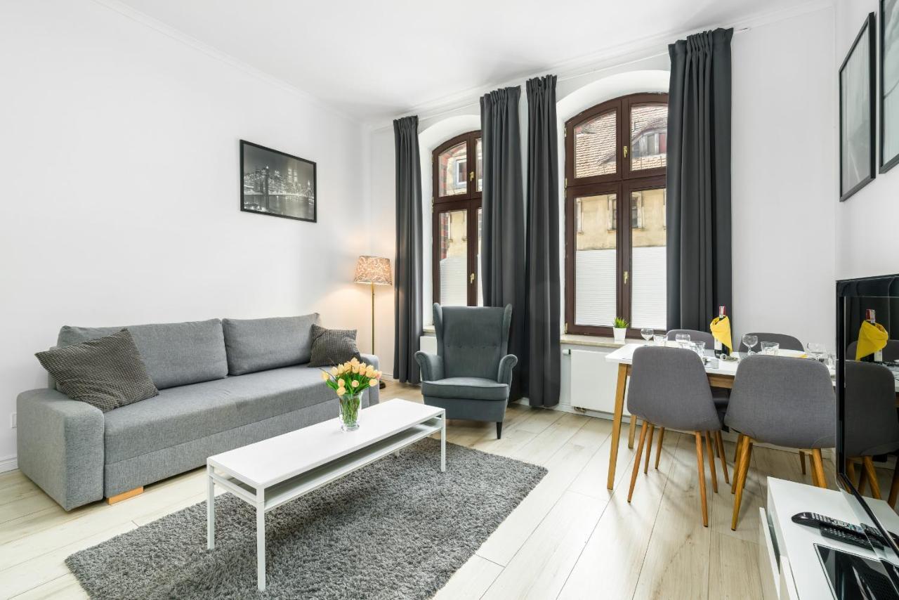 פוזנן Apartments City Center Saint Wojciech By Renters מראה חיצוני תמונה