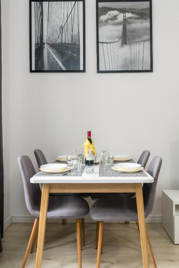פוזנן Apartments City Center Saint Wojciech By Renters מראה חיצוני תמונה
